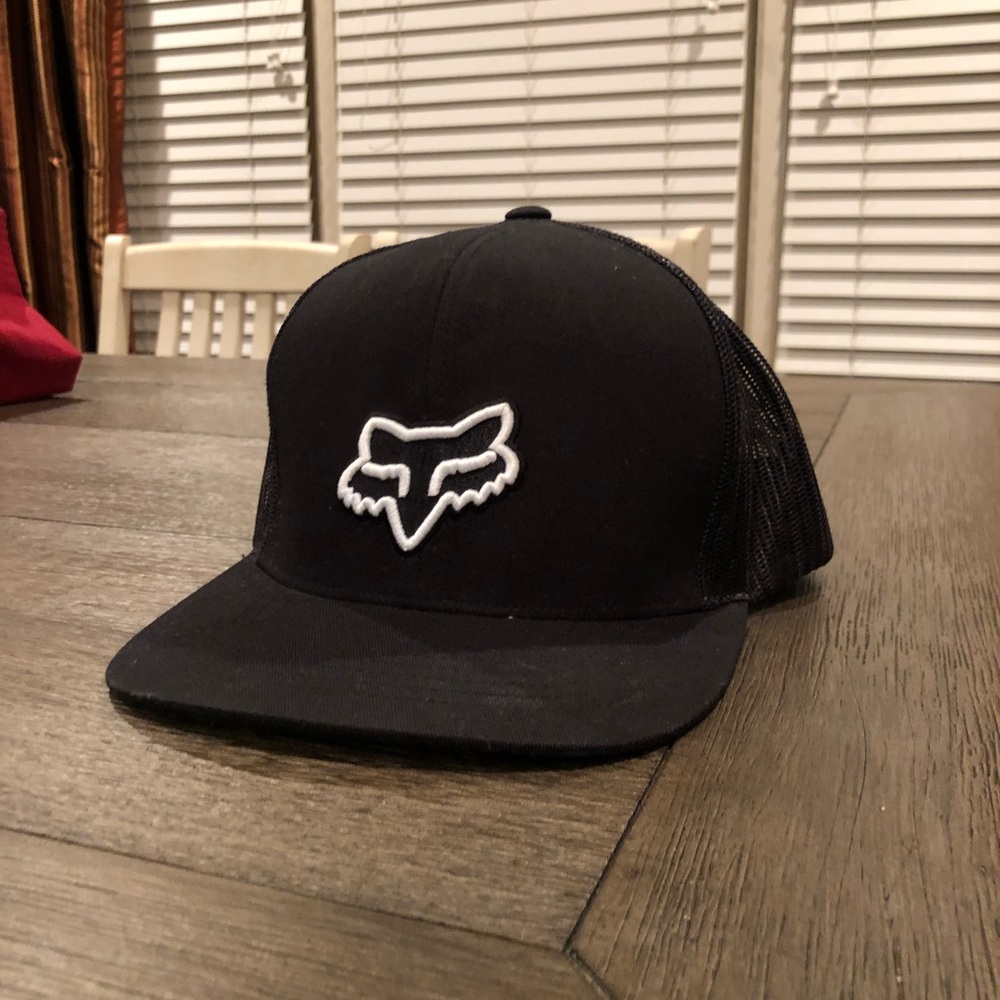 Brand New unworn Fox SnapBack hat